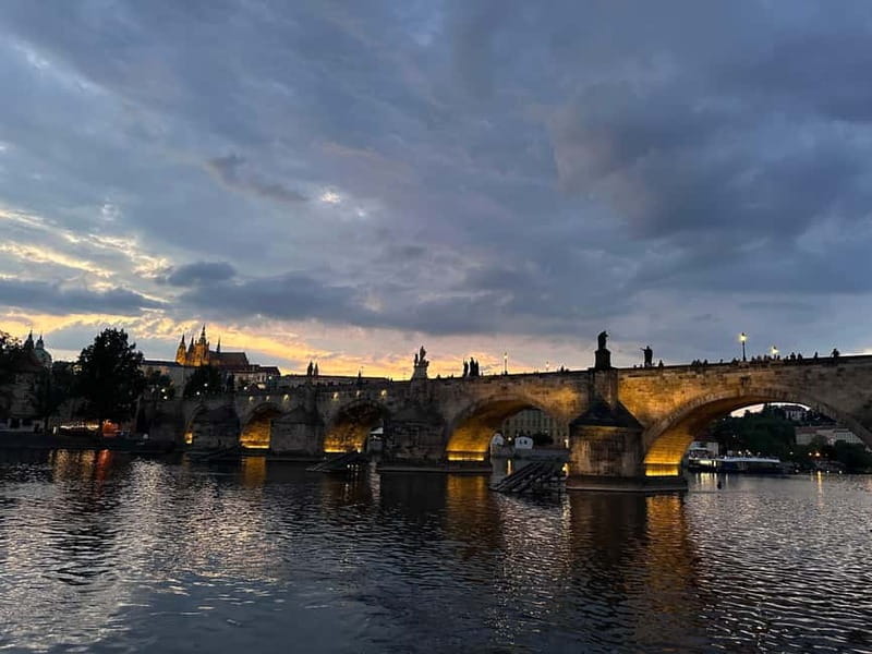 Prague: Jazz Boat Café: 1 hour city center jazz cruise - Entering Prague’s Scenic Waterways