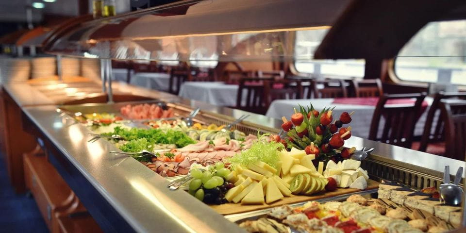 Prague: Lunch Cruise on Vltava River With Open Buffet - Meeting Point and Schedule