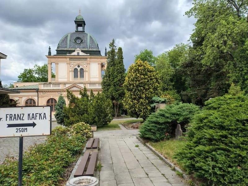 Prague: New Jewish Cemetery Guided Tour - Final Thoughts