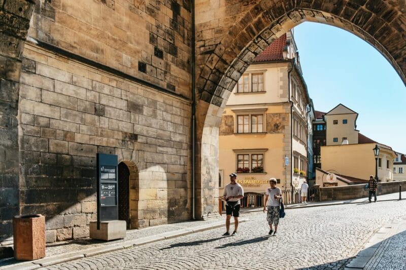 Prague: Old Town, Astronomical Clock and Underground Tour - Price and Value Analysis