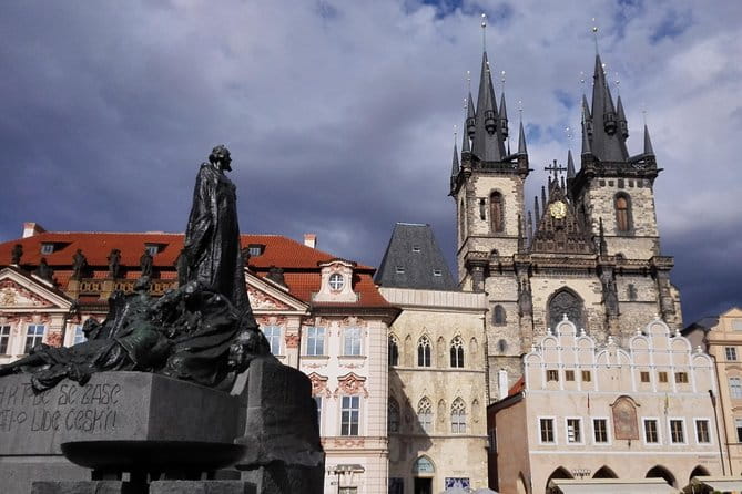 Prague Old Town Tour with a Classical Concert - Visiting the Republic Square and Wenceslas Square