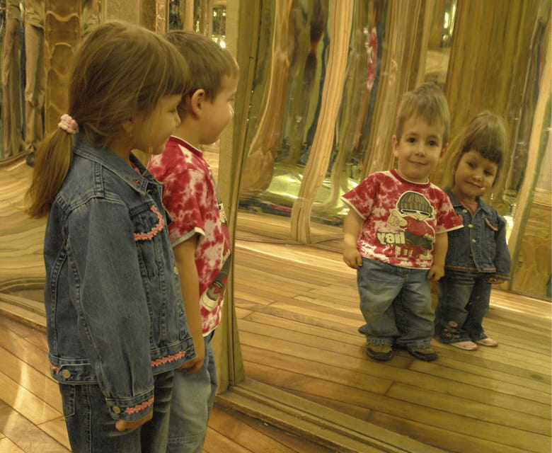 Prague: Petín Tower and Mirror Maze Entry Ticket - Exploring Petrin Park & Additional Tips