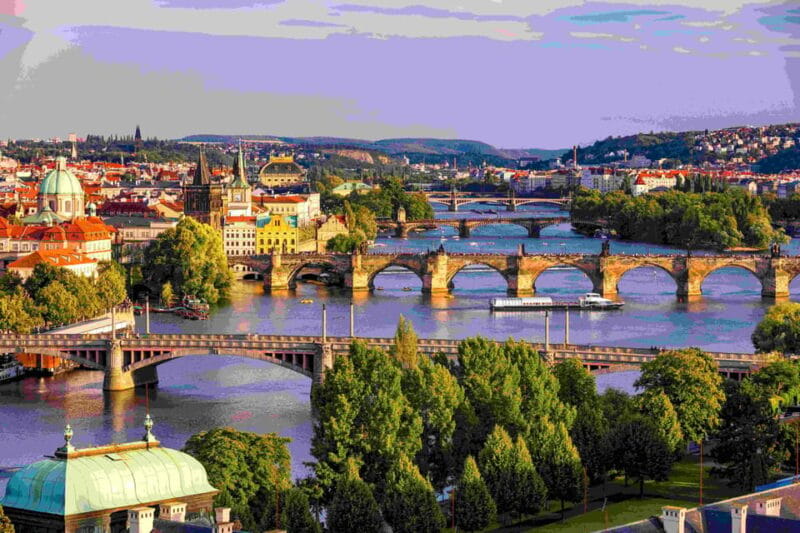 Prague: Private 2 & 4-Hour City Tours with Local Guide - FAQ