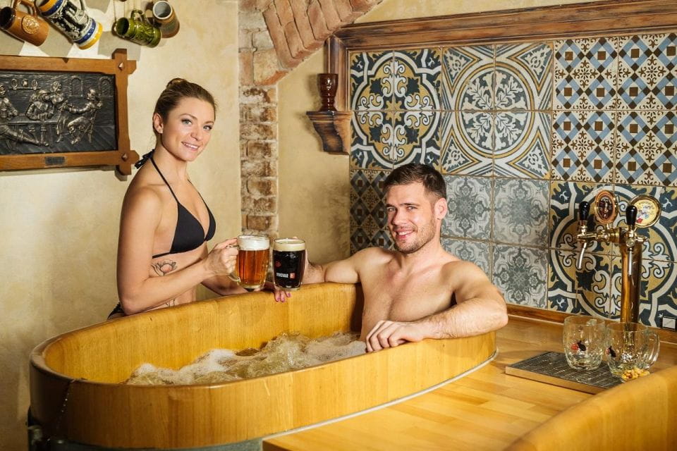 Prague: Private Beer and Wine Spa Experience With Drinks - Meeting Point and Arrival
