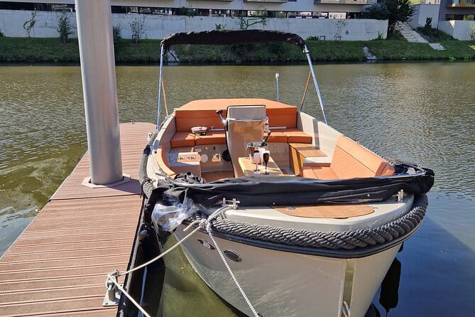 Prague Private Boat Tour - 2 Hours - Booking Information