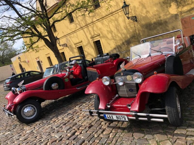 Prague: Private Tour by Vintage Car - Exploring Prague in Style: The Vintage Car Experience