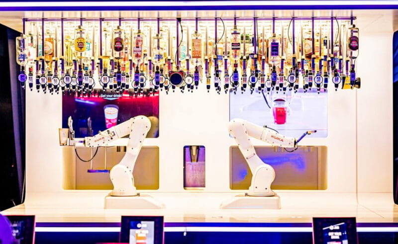 Prague: Robotic Bar Entry with a Drink Included - Key points / Takeaways