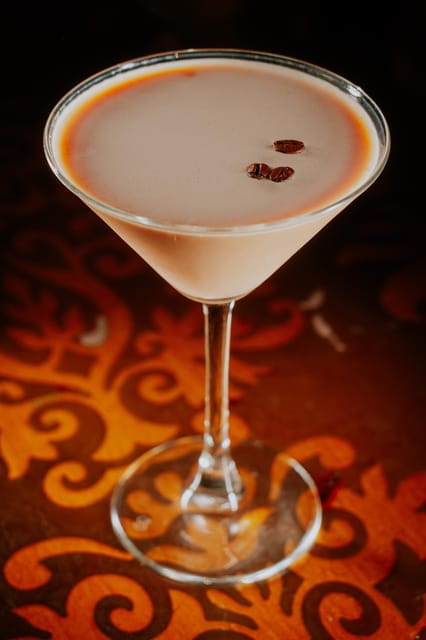 Prague: Sunday Stand-Up Comedy Night in English - Who Should Consider This Experience?