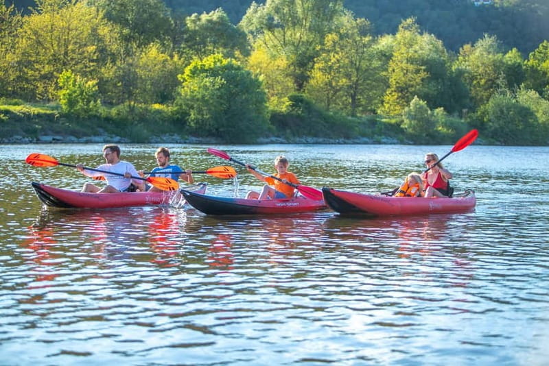 Prague: Vltava River Double Kayak Rental - Setting the Scene: What to Expect from Your Paddle