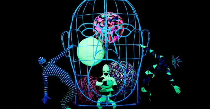 Prague: WOW Show Black Light Theater - Introduction: A Night of Light and Wonder in Prague