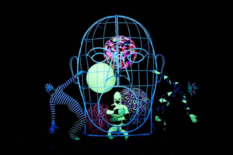 Prague: WOW Show Black Light Theater - What You Can Expect During the Show