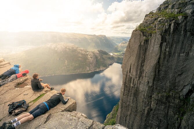 Preikestolen | Pulpit Rock - Hike with a Norwegian guide - What Sets This Tour Apart