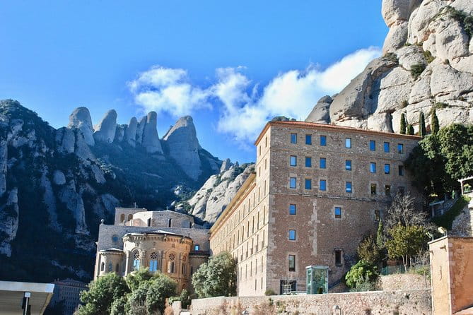 Premiuam Montserrat Tour with Tapas - The Sum Up