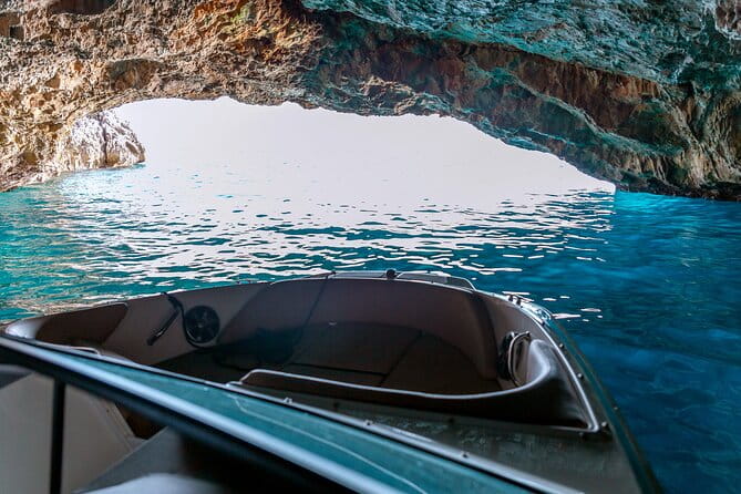 Premium Boat Experience: Herceg Novi Bay w/ Mamula & Blue Cave - FAQ