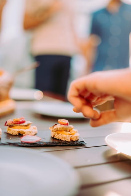 Premium Food and Wine Tasting Tour - Logistics and Practical Tips