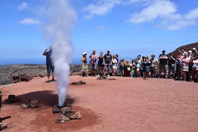 Premium Tour Timanfaya National Park and Cueva de Los Verdes - The Full Breakdown of This Lanzarote Tour