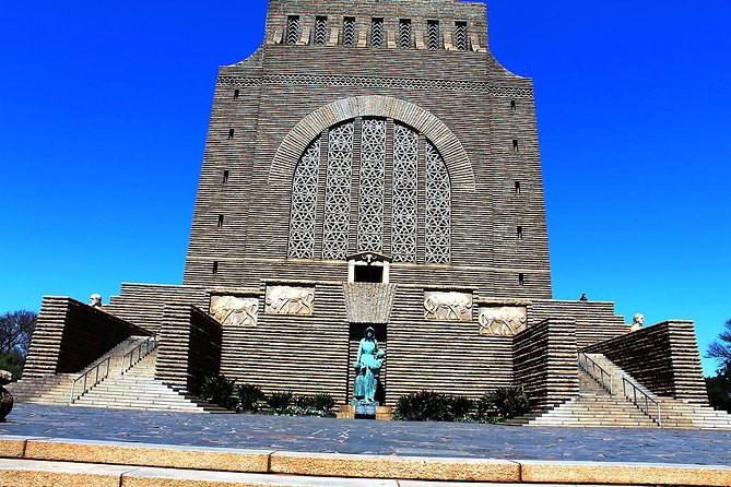 Pretoria, Soweto and Apartheid Museum Guided Day Tour From Johannesburg - Visiting Pretoria Landmarks