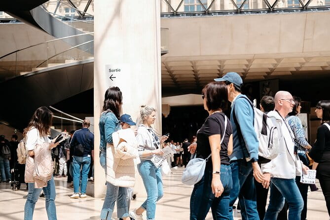 Priority ticket without waiting for the Louvre Museum - Logistics, Timing, and Practical Tips