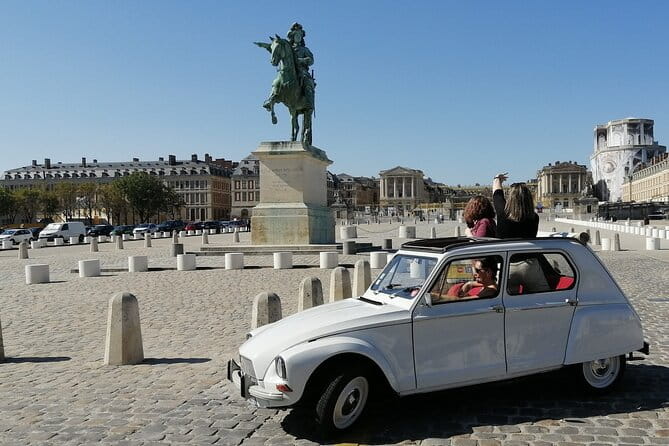 Private 1 hour tour of Versailles in a Vintage Car (2CV) - A Deep Dive into the Versailles Vintage Car Tour