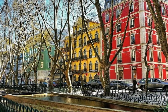 Private 2-Hour Sightseeing Tour in Lisbon - Frequently Asked Questions