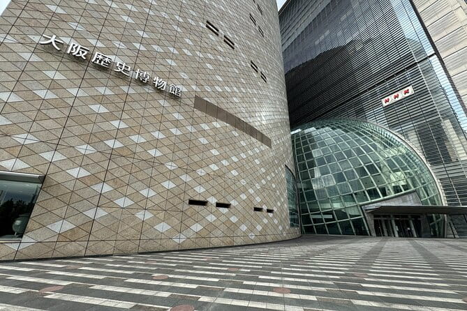 Private 3-Hour Guided Tour of Osaka Castle and Historical Museum - Key Points