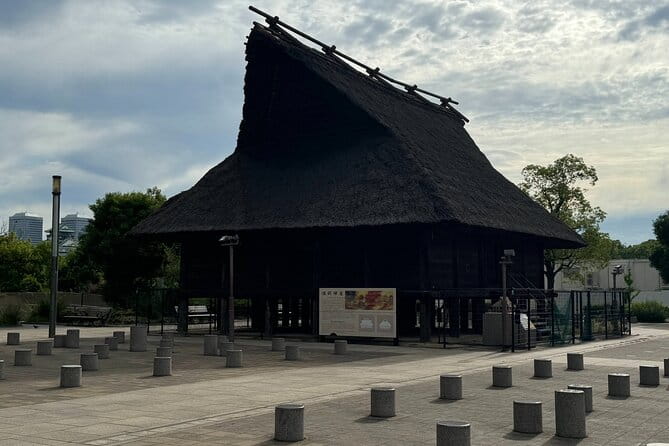 Private 3-Hour Guided Tour of Osaka Castle and Historical Museum - Accessibility and Participation Details