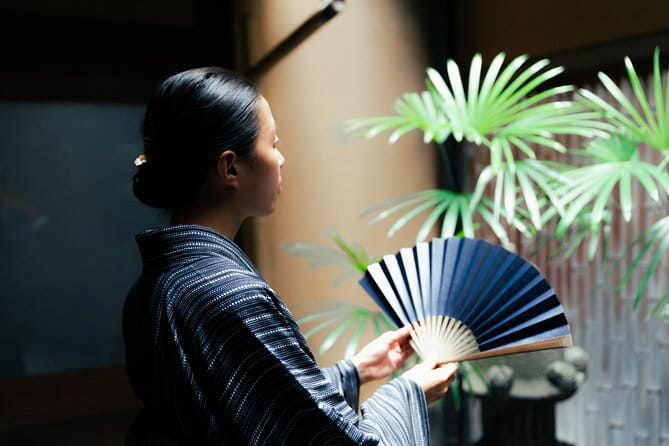 Private 3-Hour Sensu (Folding Fan) Tour With Kyoto Machiya Owner - The Art and History of Sensu Fans