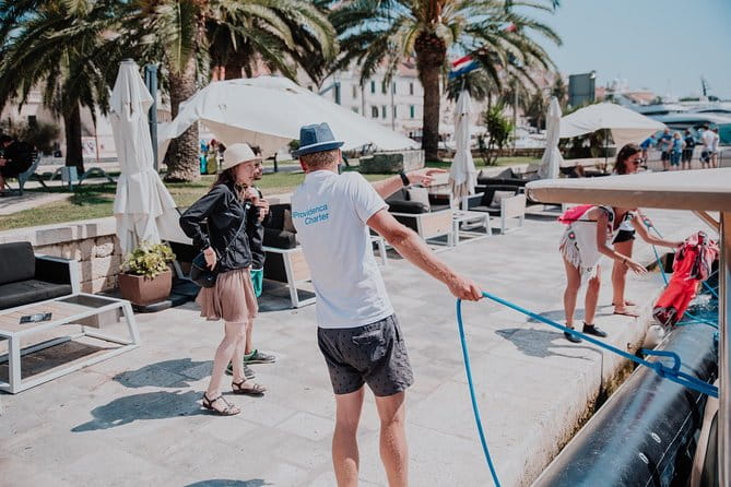 Private 3 islands Tour With Speed boat to Hvar and Pakleni islands from Trogir - FAQ