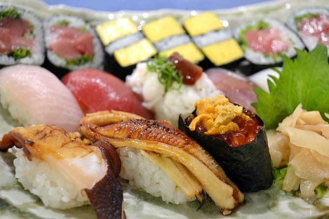 PRIVATE 4-Hour Best of Osaka Local Walk With Castle - Taking in the Local Tsuruhashi Market