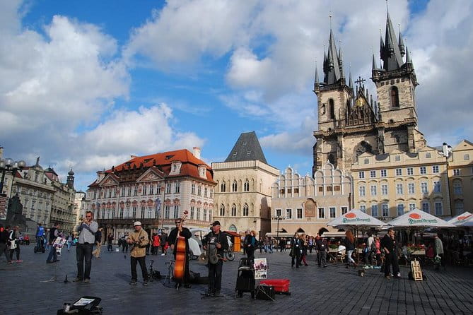 Private 4-hour City Tour of Prague with driver & official guide w/ Hotel pick up - FAQ