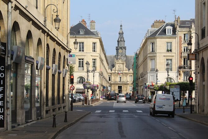 Private 4-hour City Tour of Reims with driver, guide and Hotel pick-up - FAQ