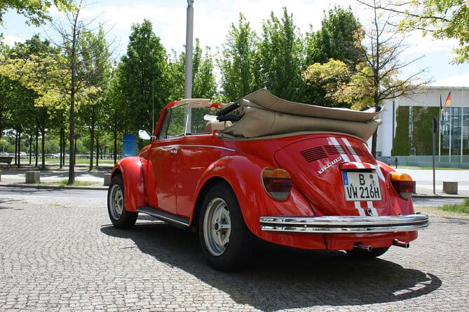Private 4-Hour Discovery Tour in a Convertible VW Beetle - Exploring Berlin in a Classic Convertible VW Beetle