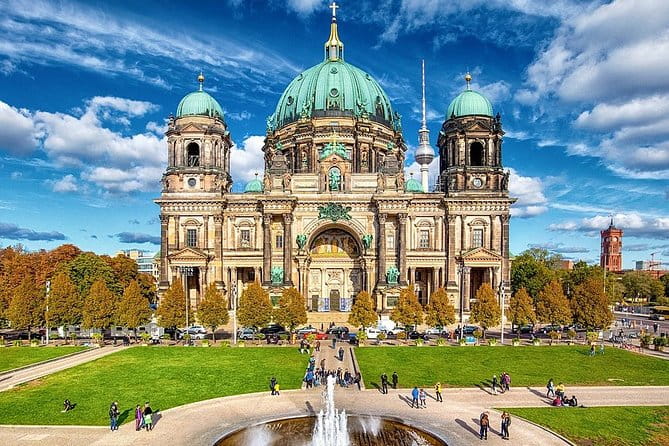 Private 4-hour walking tour of Berlin with official tour guide - Final Thoughts: The Practical Choice for a Personal Berlin Introduction