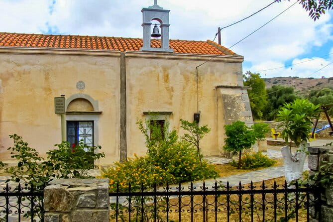 Private 6.5h shore tour to Eastern Crete from Heraklion - Who is this tour best suited for?