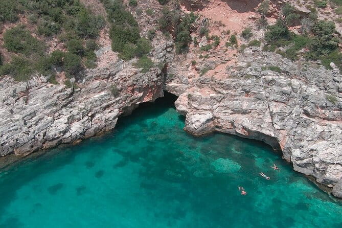 Private 6 H Boat Dafina Bay & Bear's Bay - Exploring the Journey: From Vlore to the Ionian Wonders