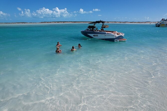 Private 7-Hr Island Escape Tour in Turks and Caicos (up to 10) - Customizable Itinerary