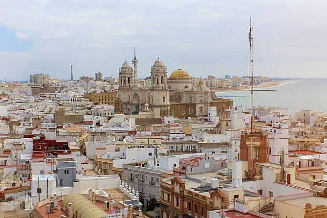 Private 8-hour Tour to Cadiz from Seville with hotel pick up and drop off - Price and Value Considerations