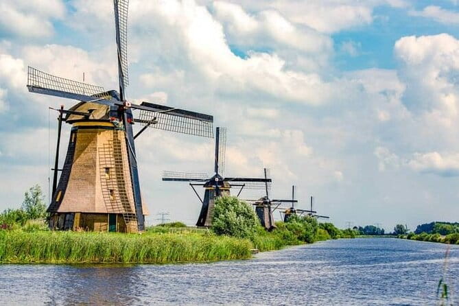 Private 8 hour Walking and Boat Tour to Rotterdam and Kinderdijk - FAQ