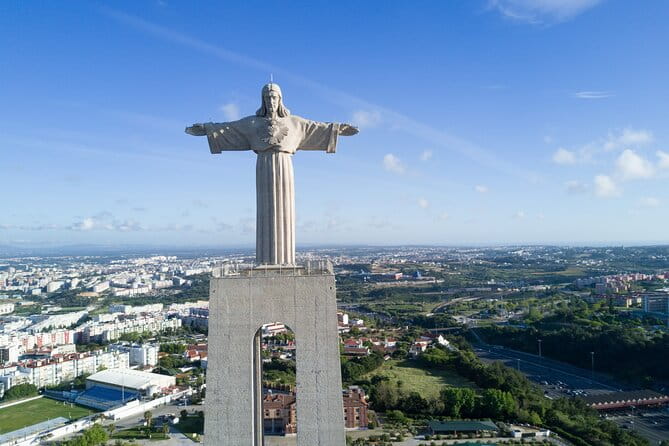 Private 8 Hours Lisbon Discovery City Tour - Key Points / Takeaways