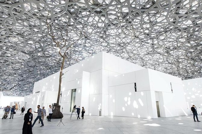 Private Abu Dhabi City Tour With Louvre Museum & Sheikh Zayed Grand Mosque - Stroll Along the Corniche