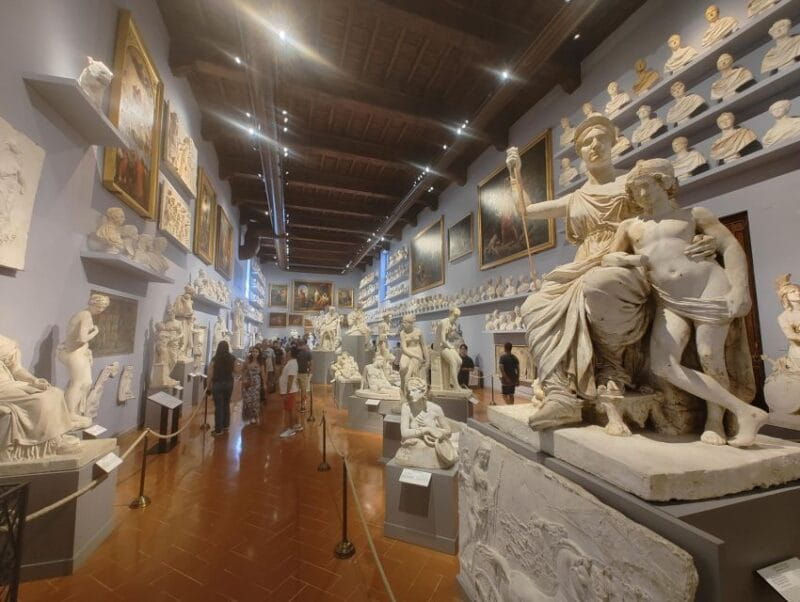 Private Accademia Gallery Tour . Michelangelo's David - Accessibility and Practical Tips