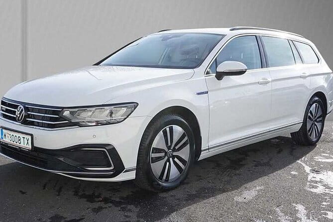 Private Airport and City Transfer in Panoramic Roof Station Wagon - A Close Look at the Experience