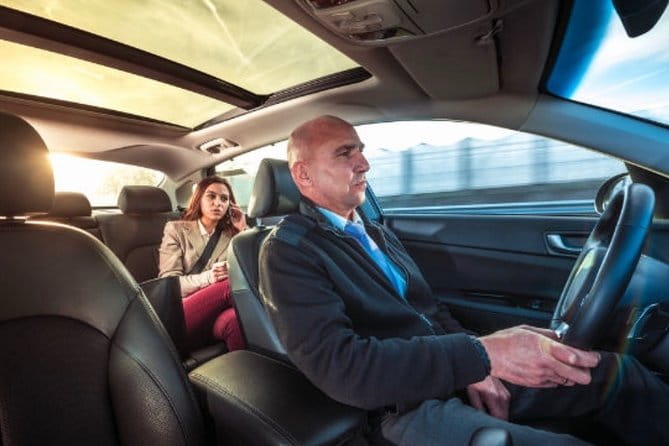 Private airport transfer: from the airport to the city of Luxembourg - A Closer Look at the Reviews