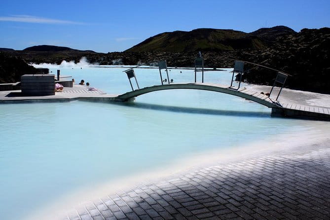 Private Airport Transfer with Blue Lagoon - Admission included - Key Points / Takeaways
