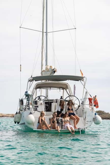 Private and exclusive sailboat in the Bay of Palma and surroundings - Setting sail from Club de Mar in Palma
