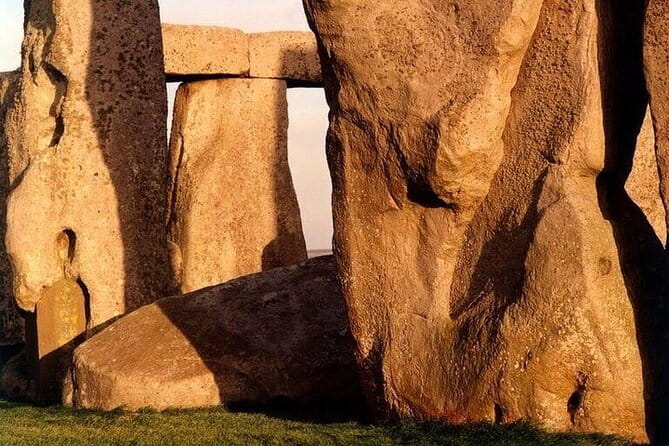 Private Archaeologist Guided Tour Stonehenge, Salisbury & Avebury - Practical Details and Tips
