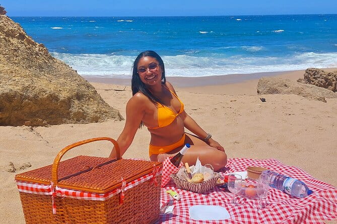Private Arrábida & Sesimbra Jeep Tour: Beach Picnic from Lisbon - Frequently Asked Questions