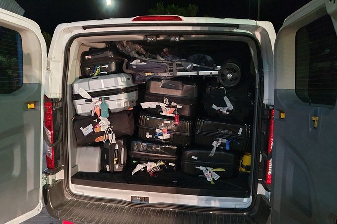 Private Arrival Group Transfer From Providenciales Airport - Pickup and Meeting Points