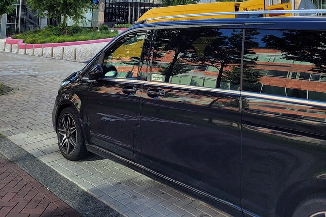 Private Arrival Transfer: Schiphol Airport Amsterdam - Who Will Love This Transfer?