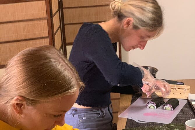 Private Art Sushi Roll Class in Kyoto - Experiencing Traditional Japanese Culture